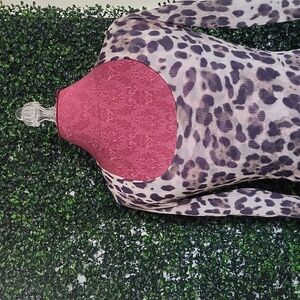 bebe Animal Print Long Sleeve Top